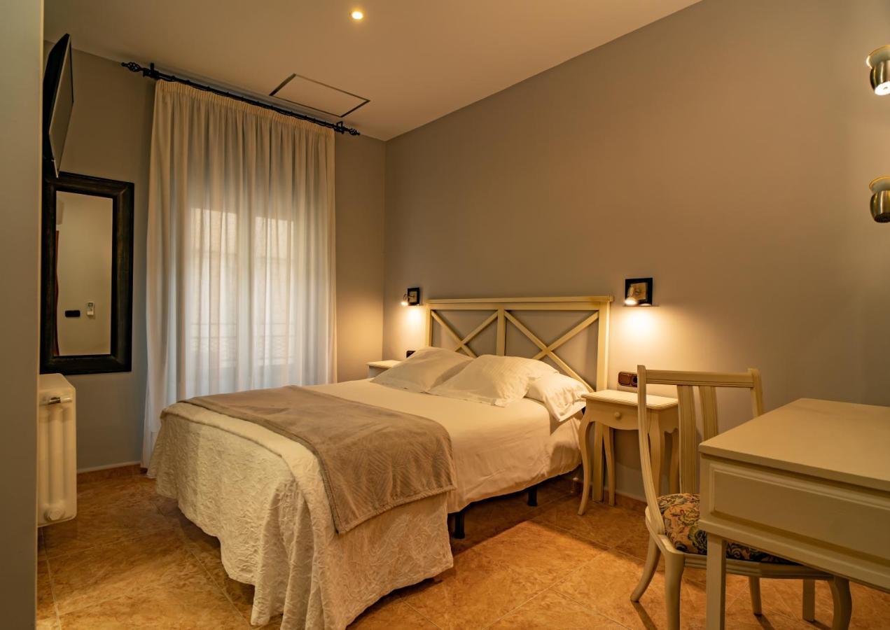 Hotel Alfonso IX (Adults Only) Caces Exterior foto