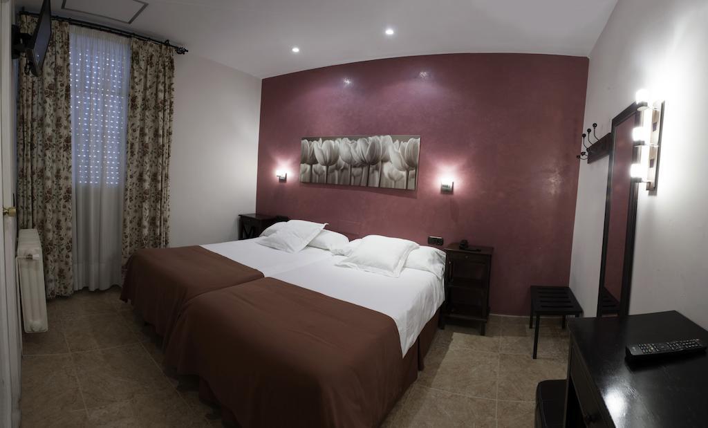 Hotel Alfonso IX (Adults Only) Caces Exterior foto